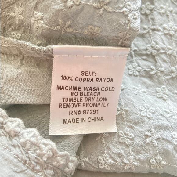 Johnny Was Embroidered Crochet Floral Lace Sheer Back Tank Top Gray Size Small - Picture 6 of 6